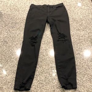 Like New Women’s Black Jean